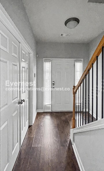 Building Photo - 585 McWilliams Rd SE