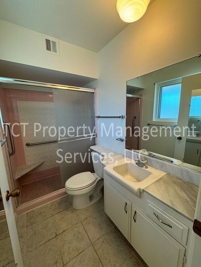 Building Photo - Sun City Home on Large Cul-de-sac lot