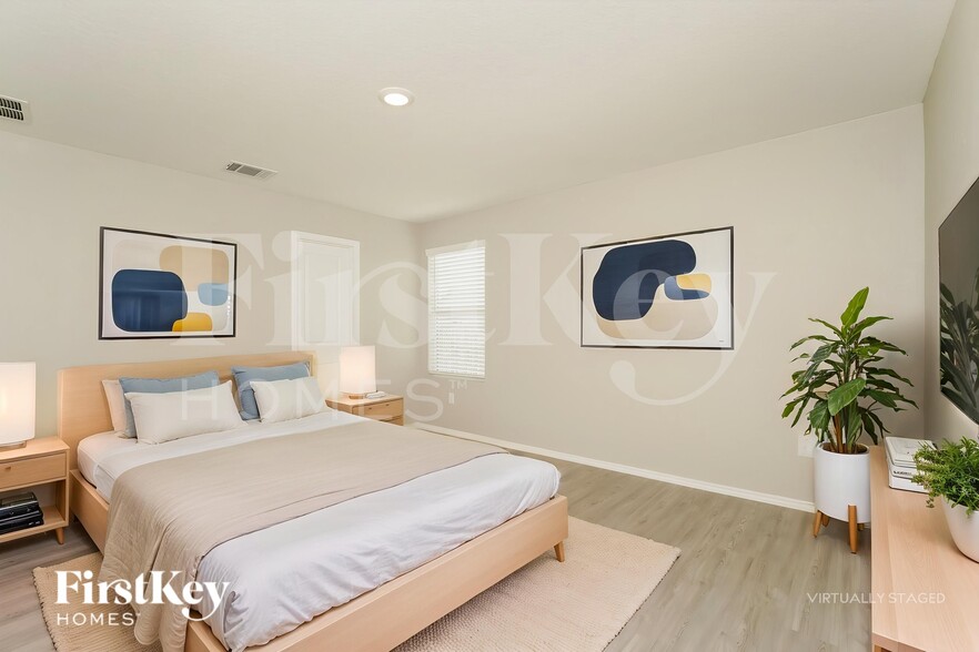 Building Photo - 7262 Plow Run