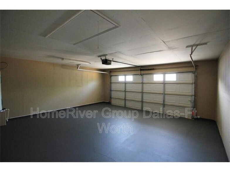 Building Photo - 442 Kimmel Dr