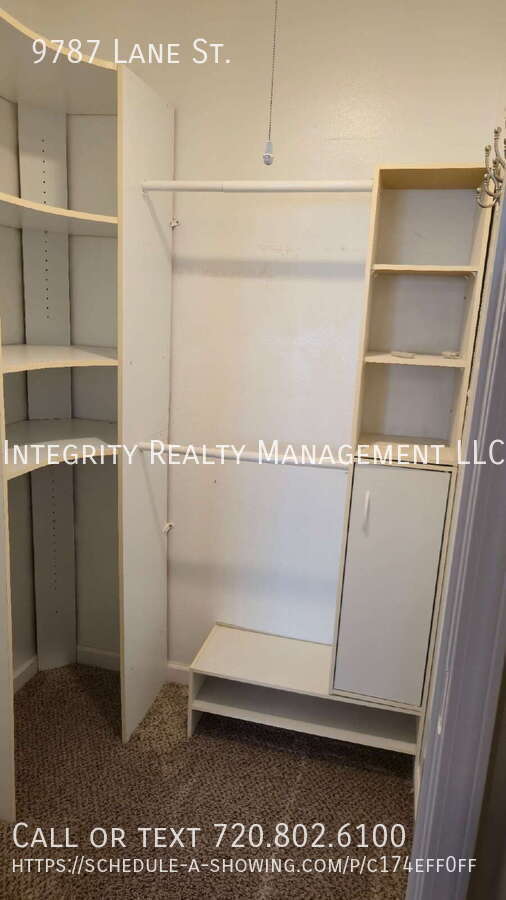 Building Photo - 9787 Lane St