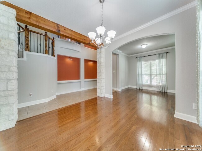 Building Photo - 24103 Briarbrook Way