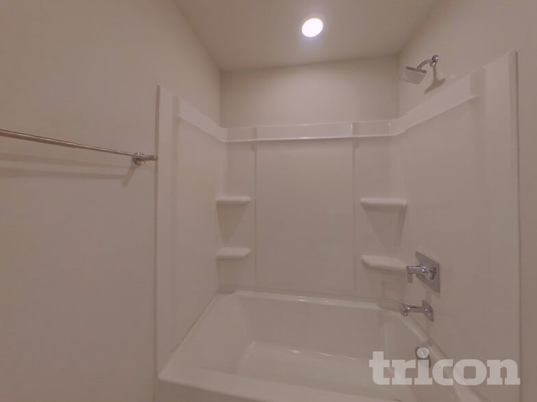 Building Photo - 521 Mountain Vw Dr