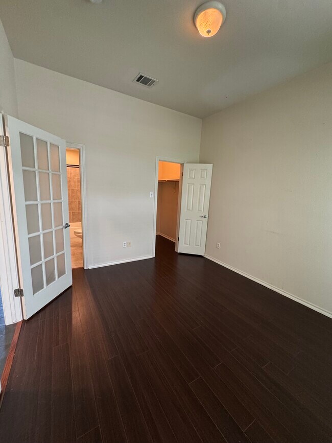 Building Photo - 2918 Ranch Rd 620