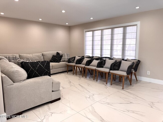 Building Photo - 70 Maryland Ave