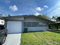Building Photo - 2901 NW 50th St