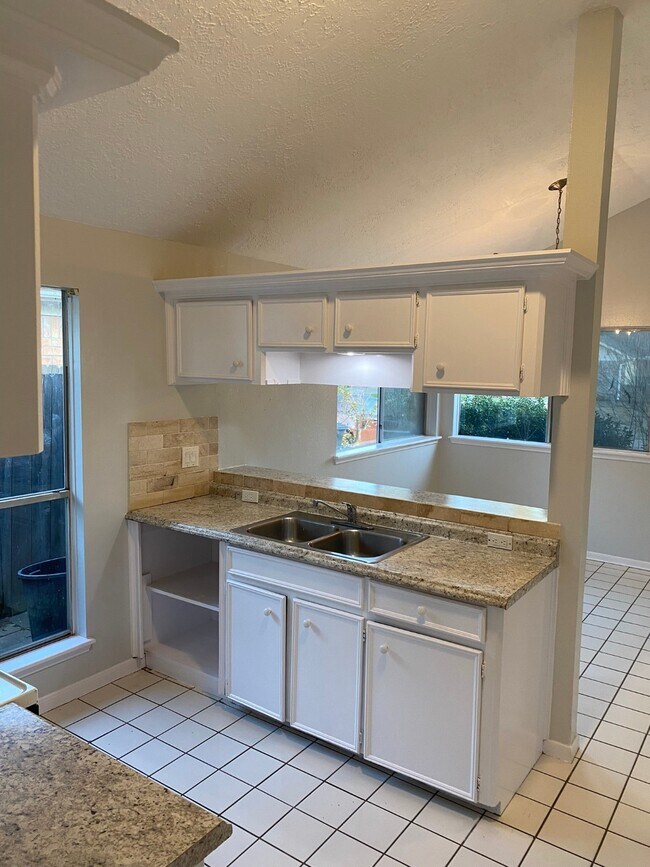 Building Photo - 20074 S Navaho Trail