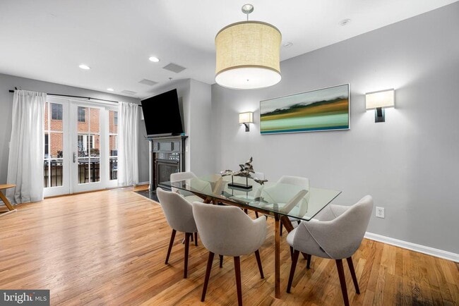 Building Photo - 2614 Lighthouse Ln