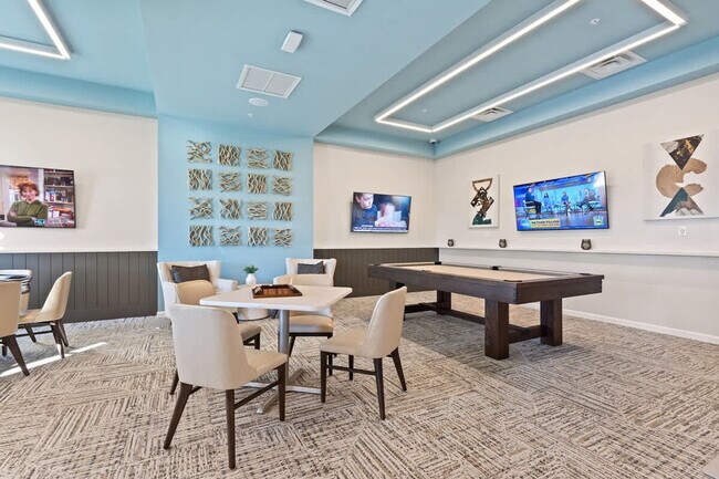 Building Photo - 4702 Sleepy Hollow Dr