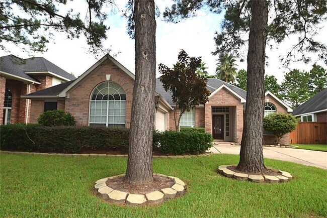 Primary Photo - 12106 Laguna Pointe Ln