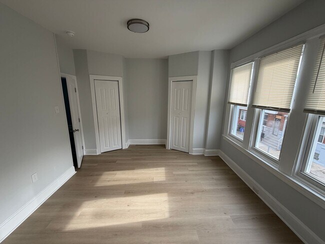 Building Photo - Charming 2BR/1Bath House! Section 8 ONLY!