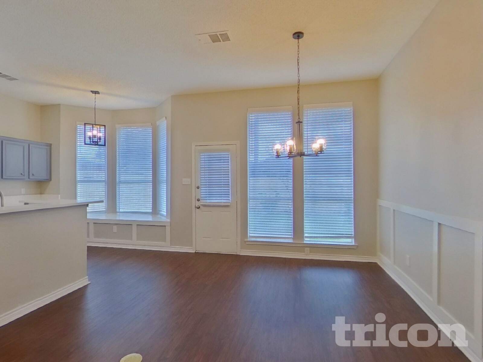 Building Photo - 6910 Montego Dr