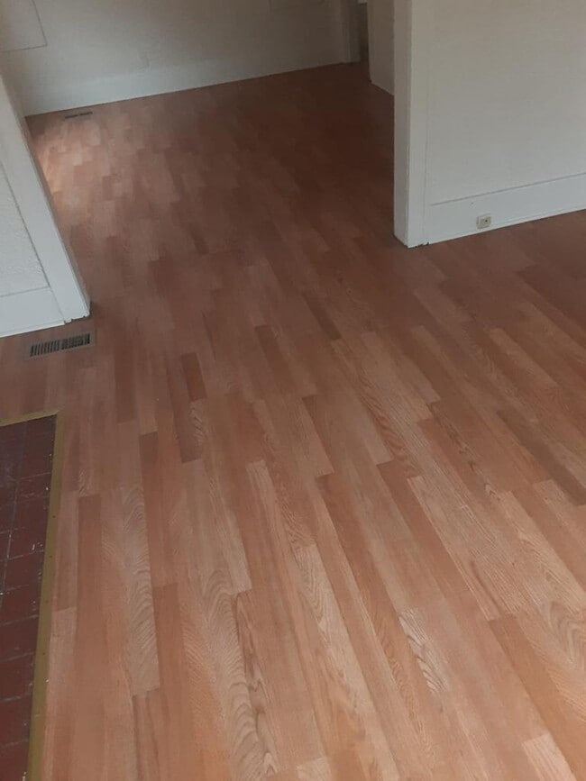 Building Photo - 15804 Indiana St