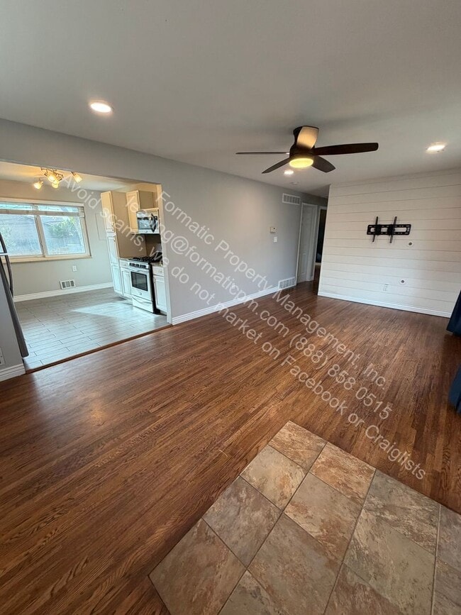 Building Photo - 6656 W 61st Ave