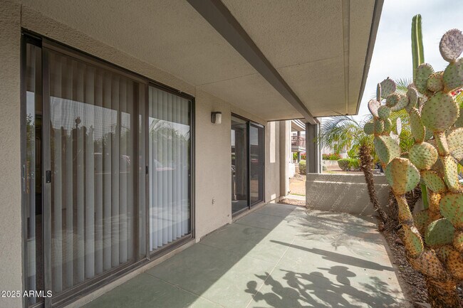 Building Photo - 3405 W Danbury Dr