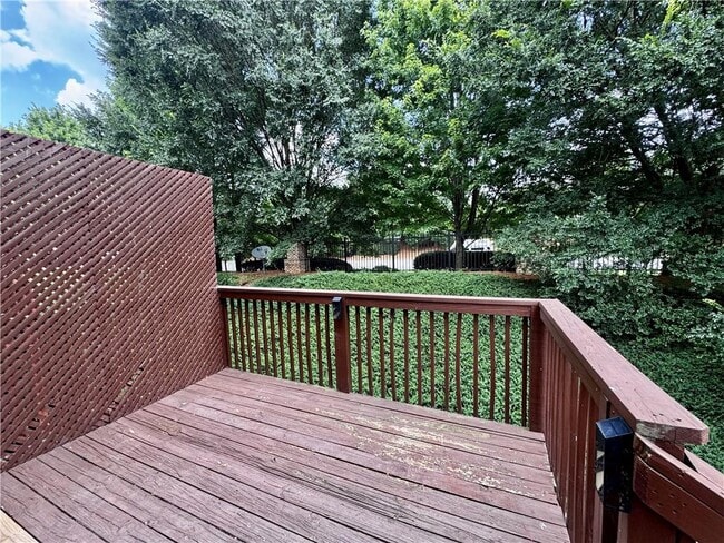 Building Photo - 2212 Ewell Park Dr NW