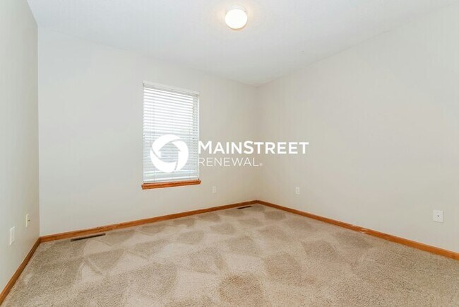 Building Photo - 4 Bedroom Pet-Friendly Home in Grain Valley, MO with Main Street Renewal
