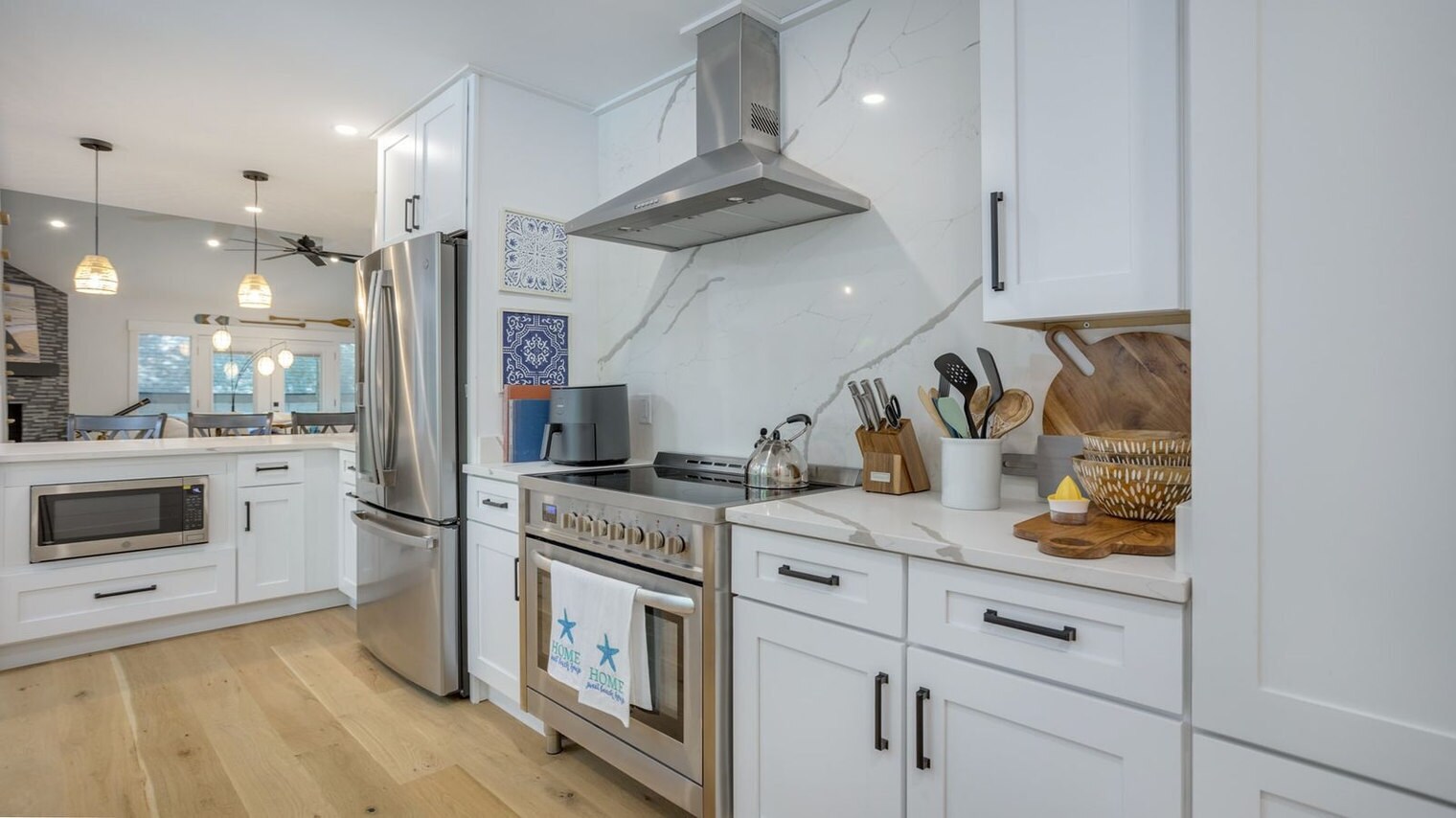 Building Photo - 13 Dewberry Ln