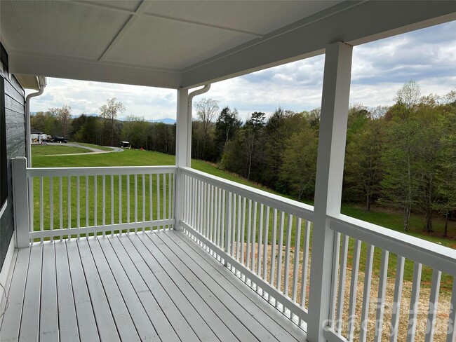 Building Photo - 118 Grace Estates Dr