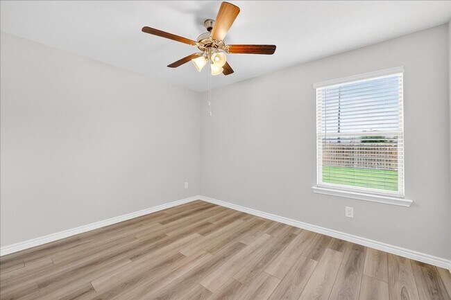 Building Photo - 7938 Rancho Vista Blvd E