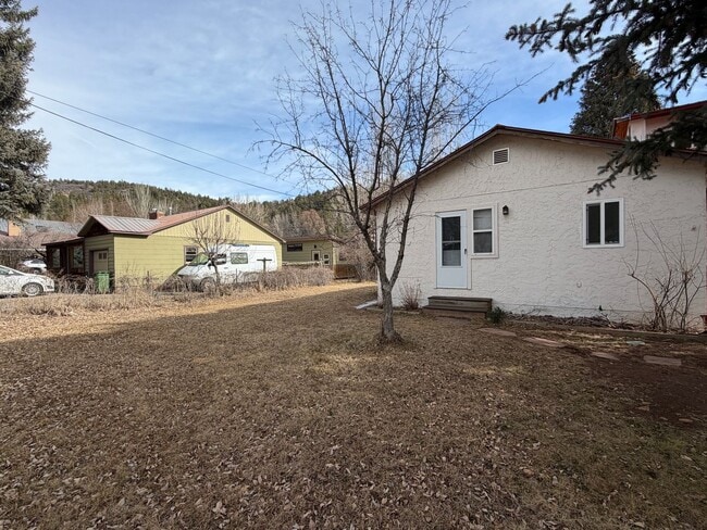 Building Photo - 2910 Junction St