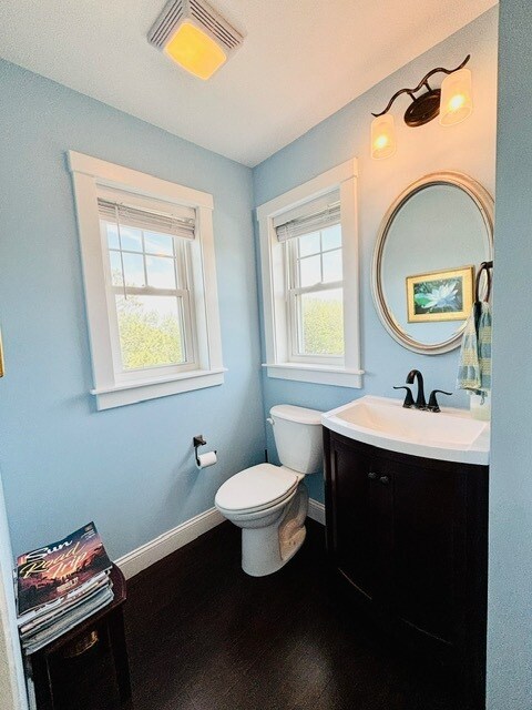 Half bath 3rd floor - 112 Duck Ridge Village Ct