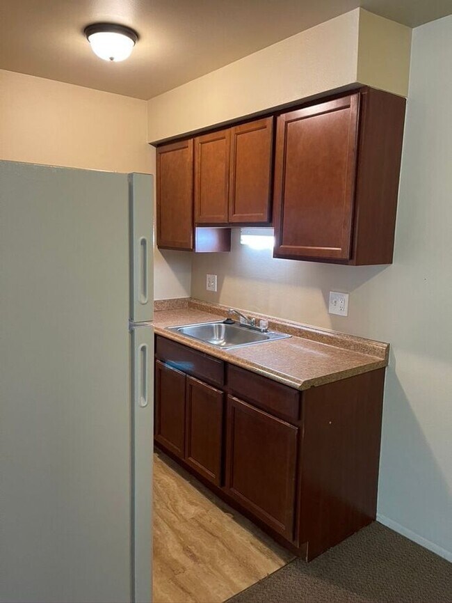 Building Photo - Section 8 Approved - Heat Included and Water Included.