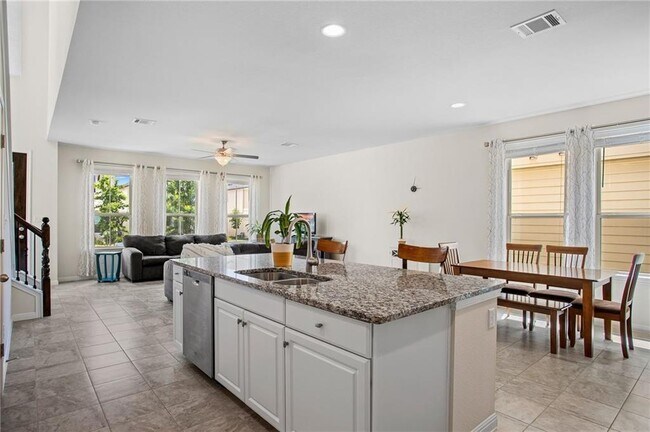 Building Photo - 214 Diamond Point Dr