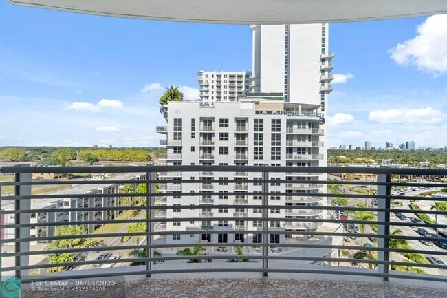 Building Photo - 1830 Radius Dr