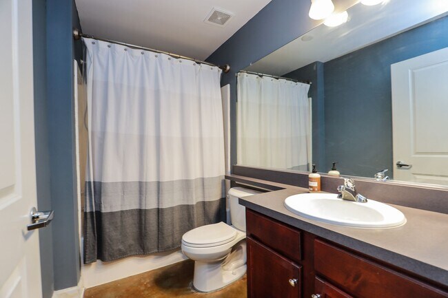 Building Photo - Live in Style at Old Manchester Lofts!