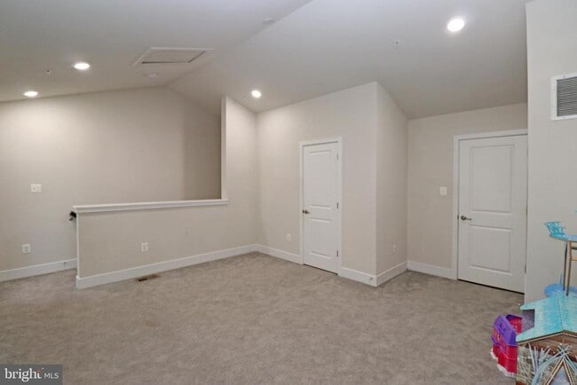 Building Photo - 7970 Potter Pl