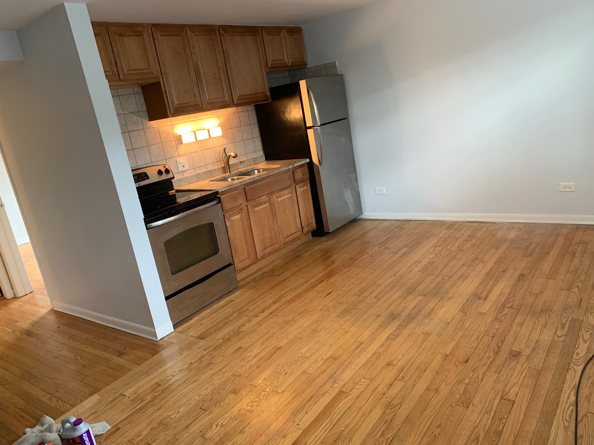 Kitchen - 8027 W Foster Ln