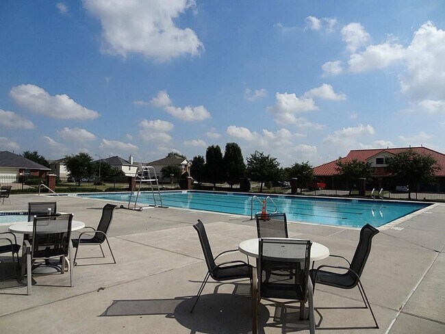 Building Photo - 6523 Wellington Meadows Dr