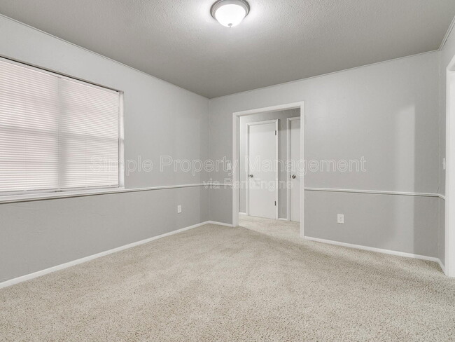 Building Photo - 6109 Kingston Rd