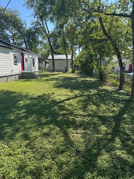 Building Photo - 1108 Culp Ave