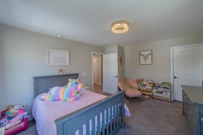 Building Photo - Coming Available!