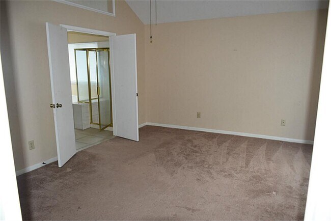 Building Photo - 4718 Sunshine Dr