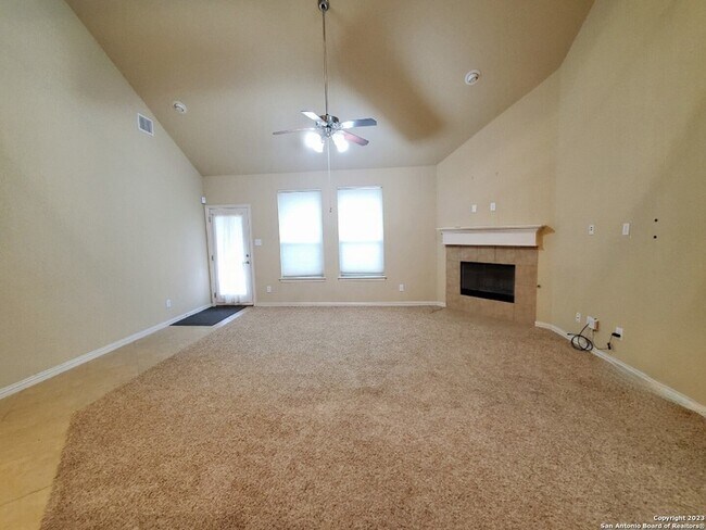 Building Photo - 11927 Jasmine Way