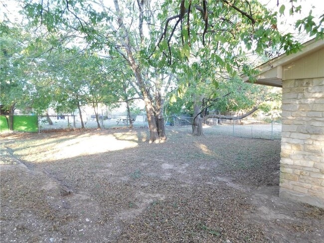 Building Photo - 1402 Barbergale St