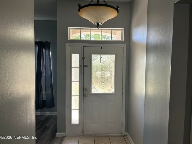 Building Photo - 1804 Northglen Cir