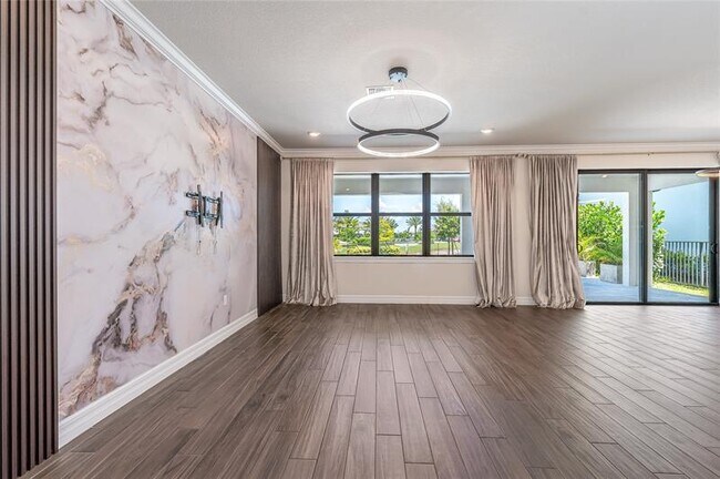 Building Photo - 4470 Gramercy Dr