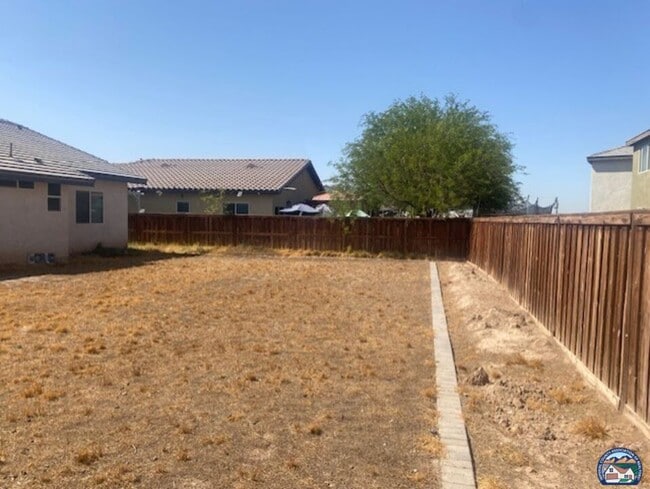 Building Photo - 2312 Christi Ave