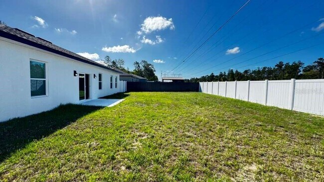 Building Photo - 17046 SW 44th Cir