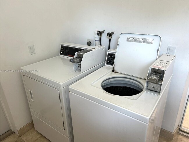 Building Photo - 1584 NE 110th Terrace