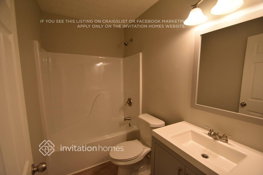 Building Photo - 2192 Lazy Days Rd