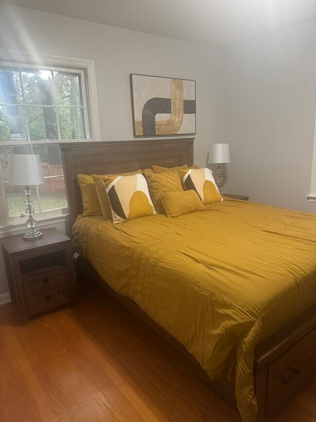 Building Photo - 3706 College Park Cir NW