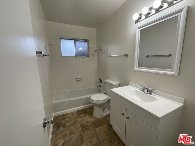 Building Photo - 1287 Olive Tree Ln