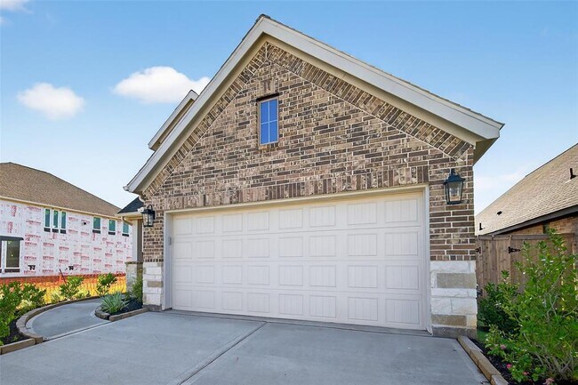 Building Photo - 10730 Aquila Star Dr