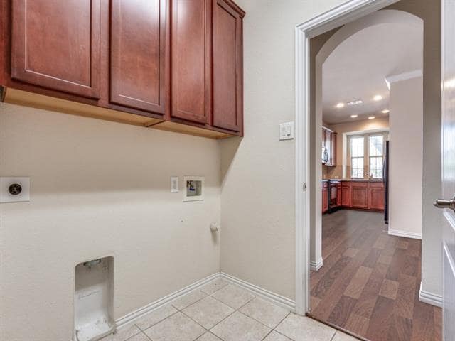 Building Photo - 1704 Estacado Dr
