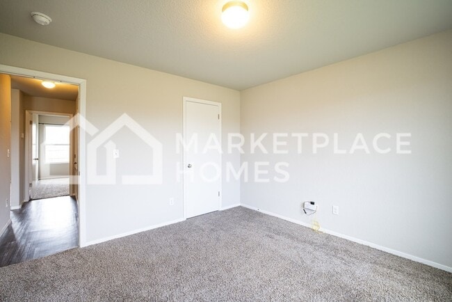 Building Photo - 825 NW 68th Ave